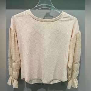 Blu Pepper long sleeve shirt. Size Small